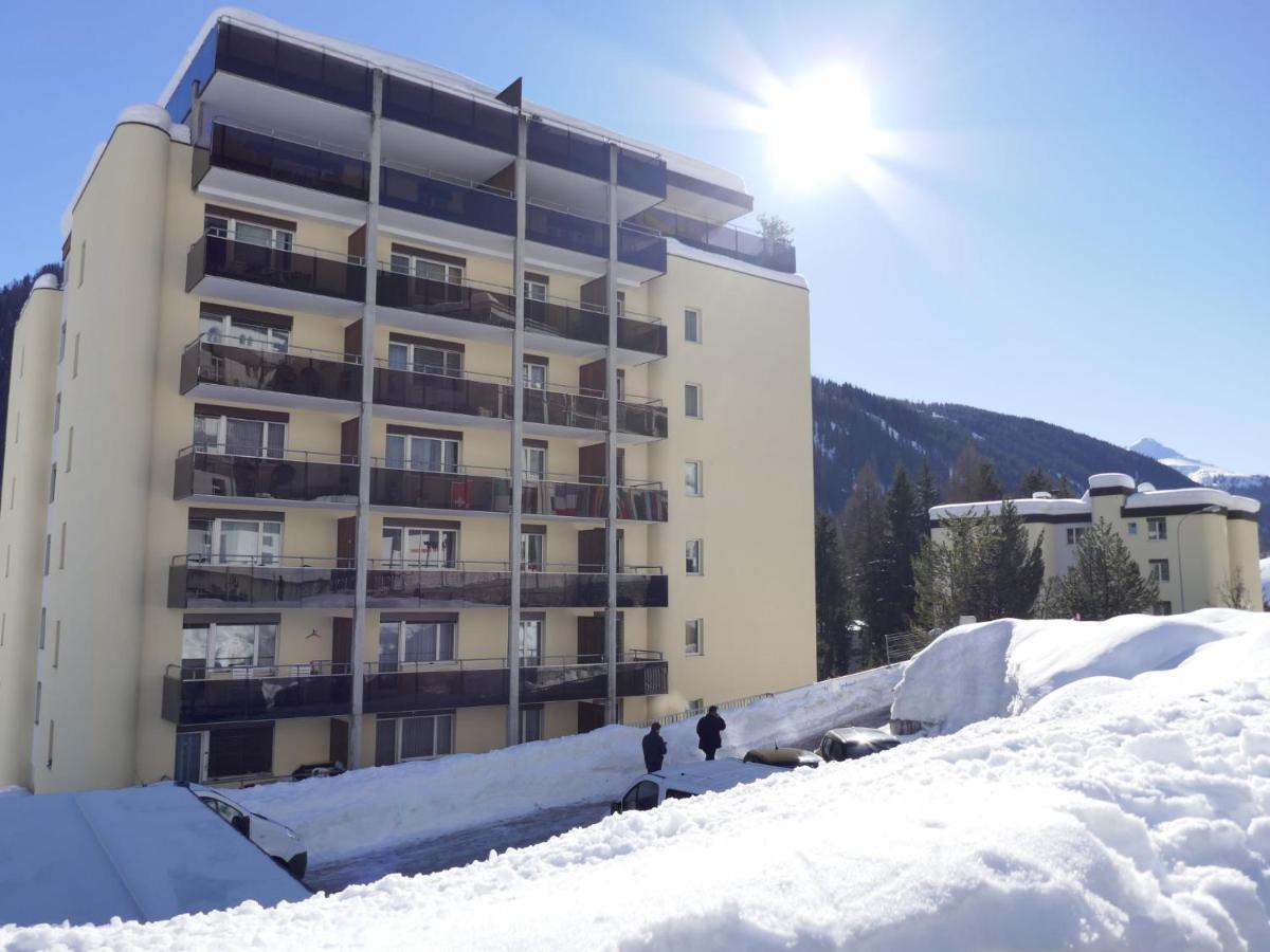 Apartment Allod-Park-46 By Interhome Davos Eksteriør bilde