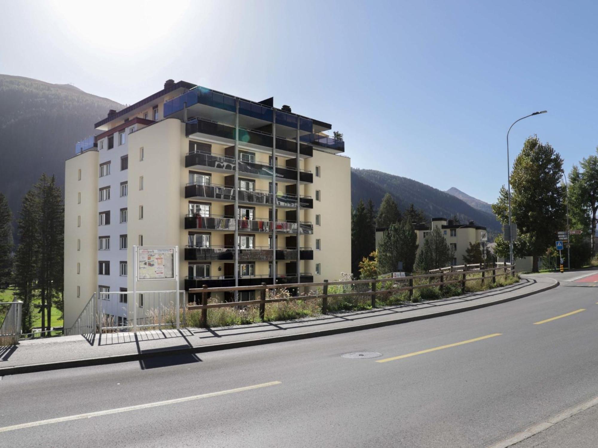 Apartment Allod-Park-46 By Interhome Davos Eksteriør bilde