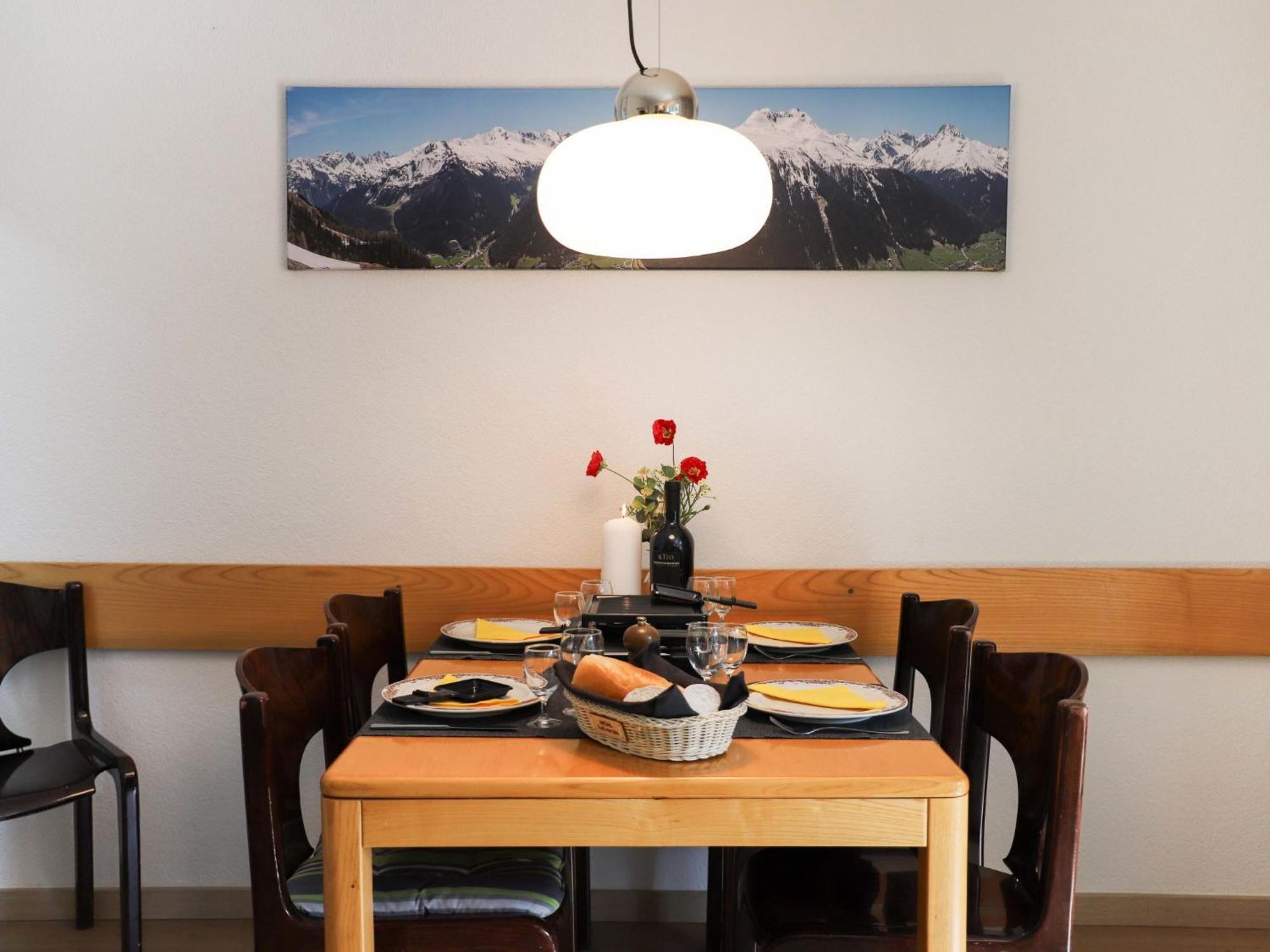 Apartment Allod-Park-46 By Interhome Davos Eksteriør bilde